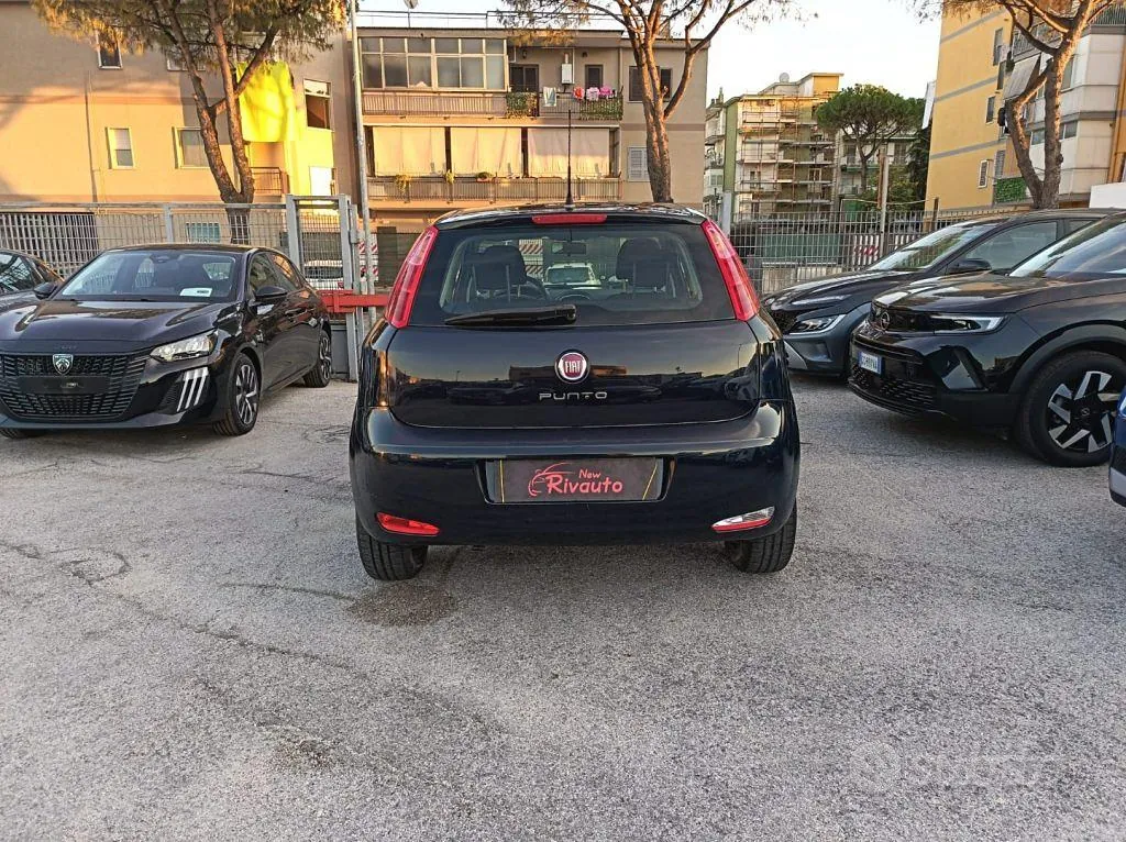 Fiat Punto 2015 photo 5