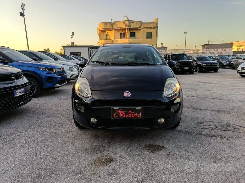 Fiat Punto 2015 photo 2