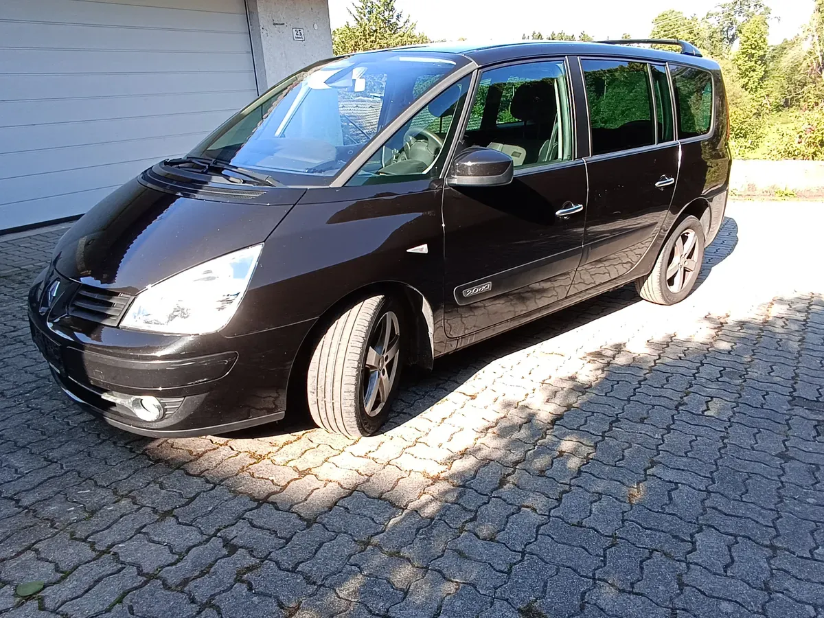 Renault Espace 2012 photo 2