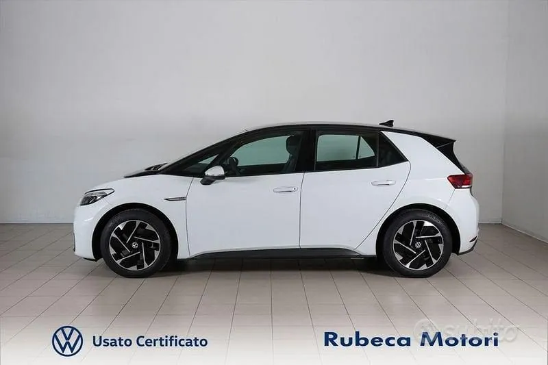 Volkswagen Id.3 2023 photo 3