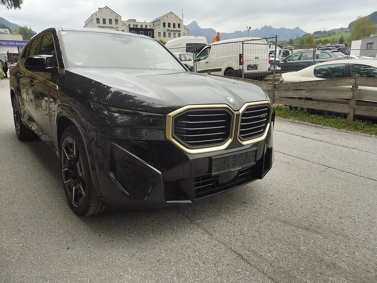 BMW Xm 2023 photo 2