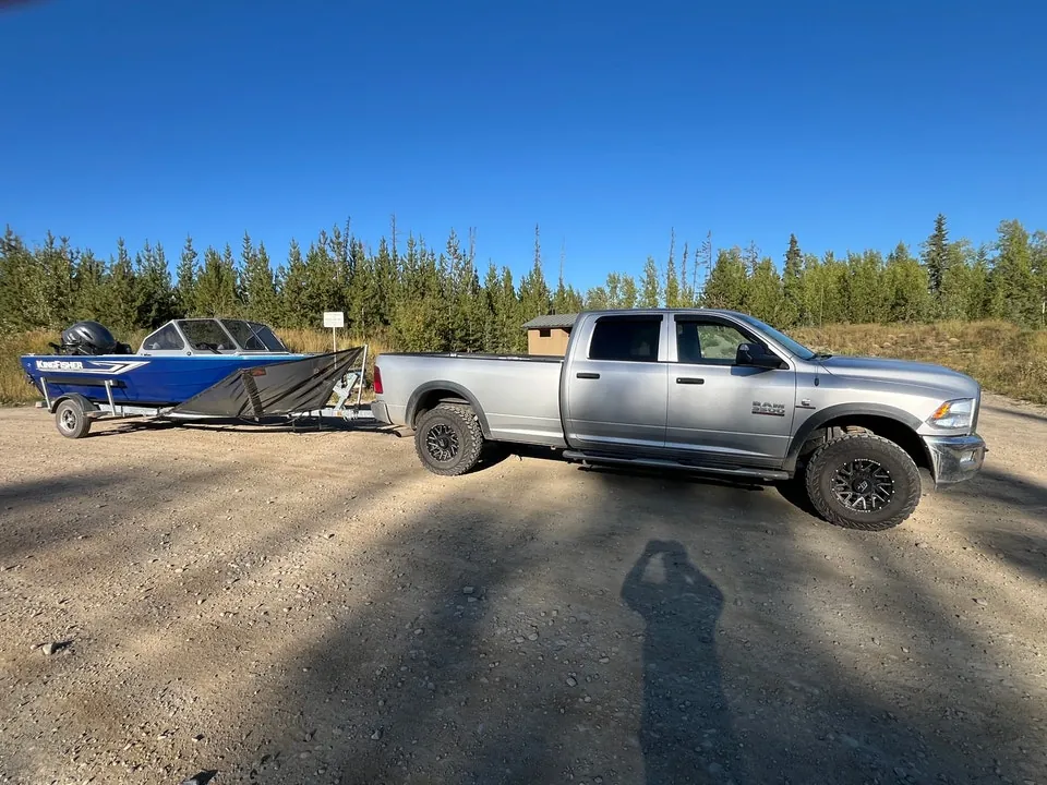 Dodge Ram 3500 2014 photo 2