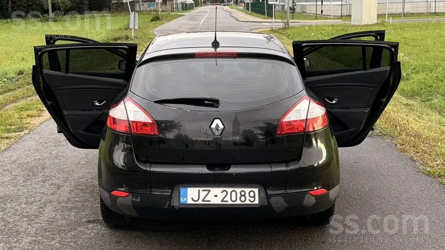 Renault Megane 2011 photo 3
