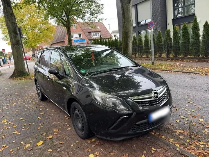 Opel Zafira Tourer