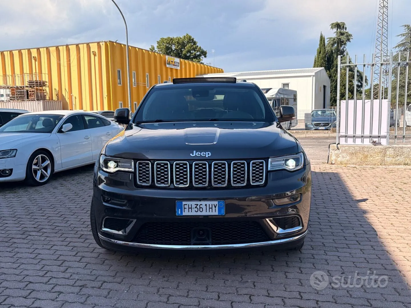 Jeep Grand Cherokee 2017 photo 2