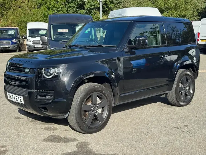 Land Rover Defender 90 2024 photo 3