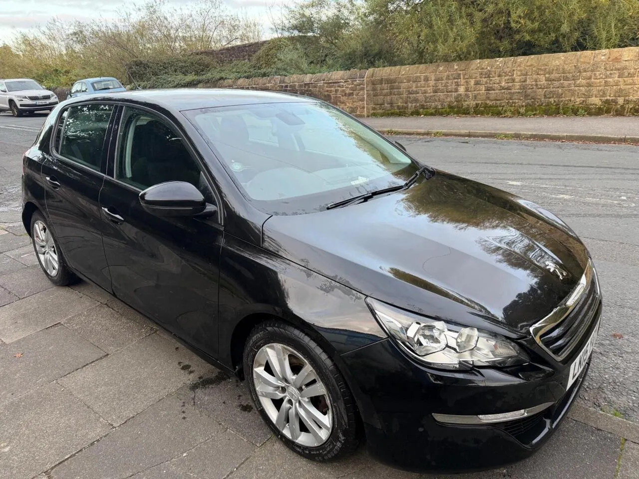Peugeot 308 2015 photo 2