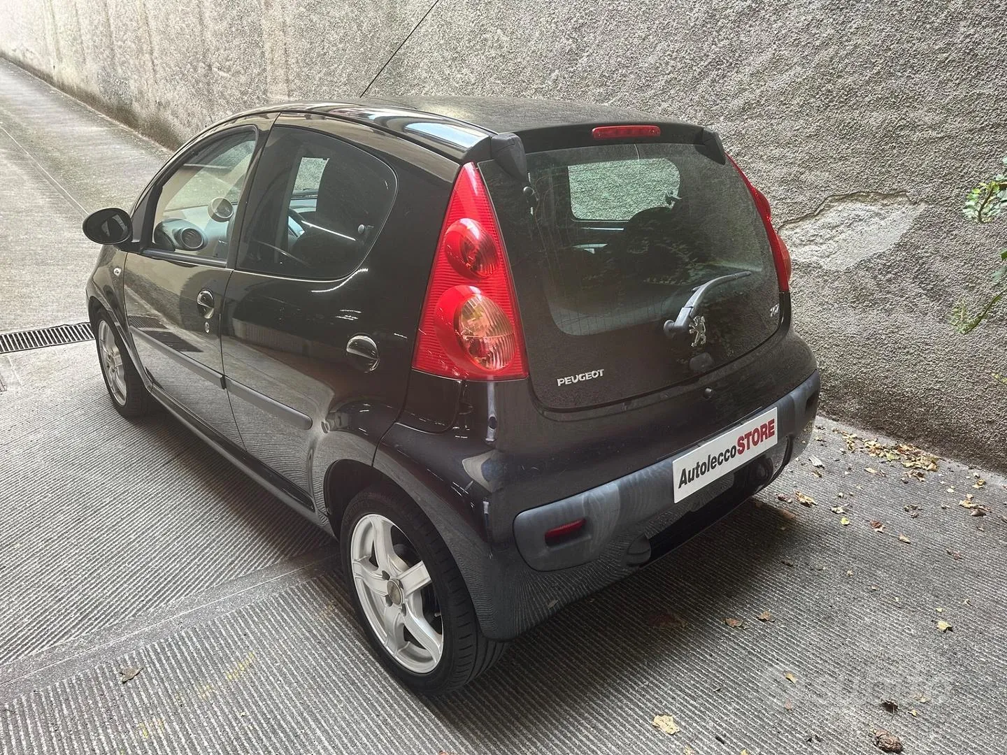 Peugeot 107 2010 photo 4