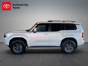 Toyota Land Cruiser Prado 2024 photo 5