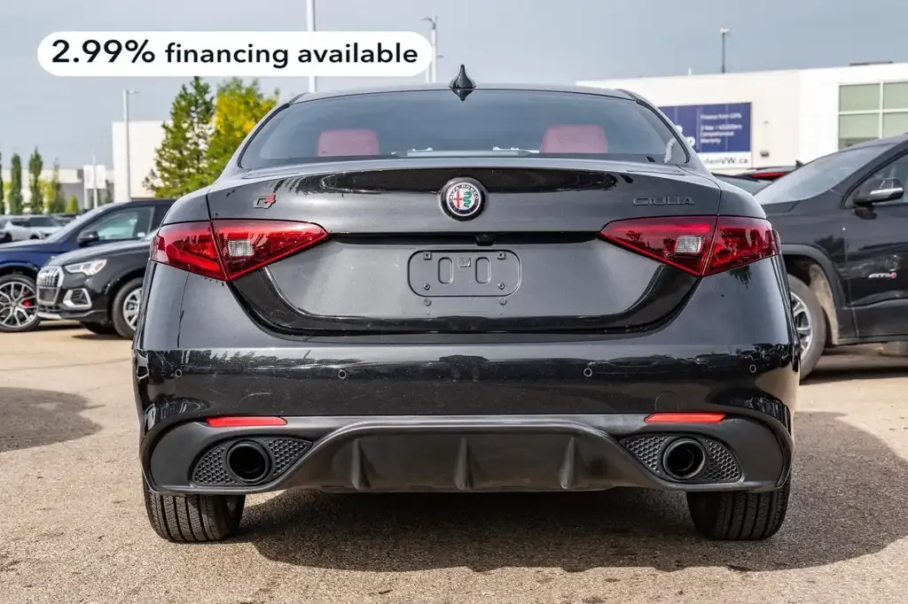 Alfa Romeo Giulia 2021 photo 3
