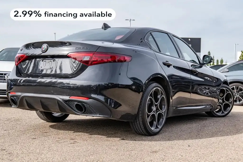Alfa Romeo Giulia 2021 photo 2