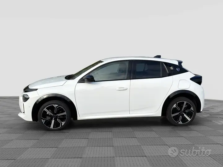 Lancia Ypsilon 2024 photo 2