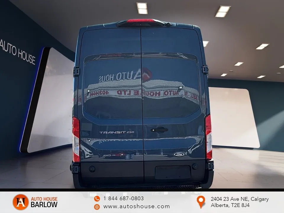 Ford Transit 2022 photo 4