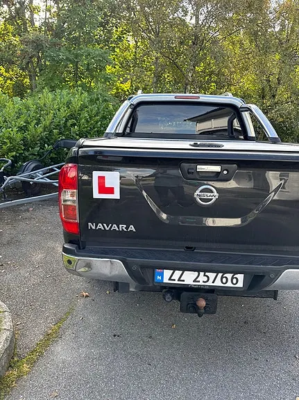 Nissan Navara 2017 photo 2