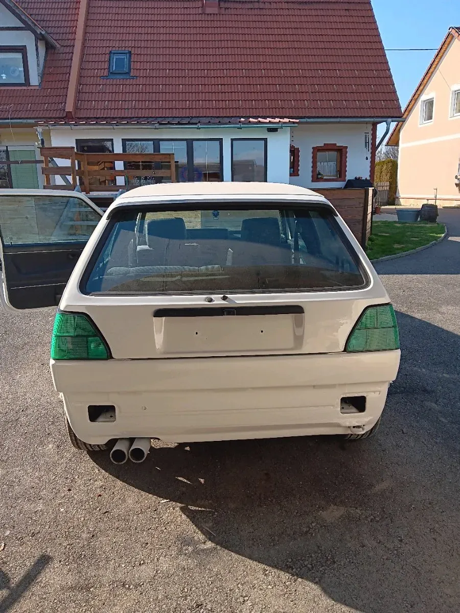 Volkswagen Golf 1989 photo 3