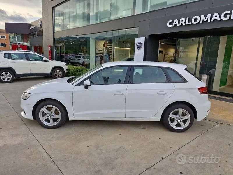 Audi A3 2019 photo 2