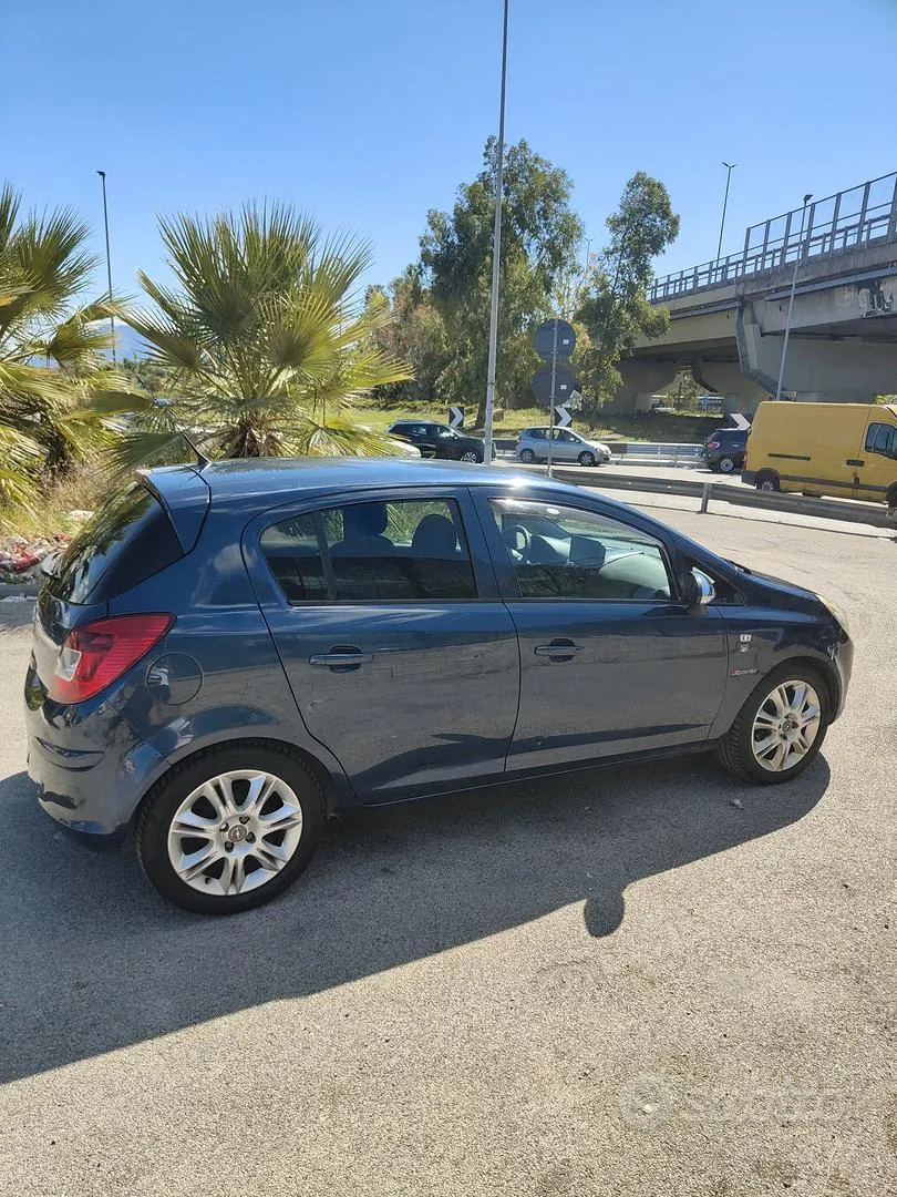 Opel Corsa 2010 photo 5
