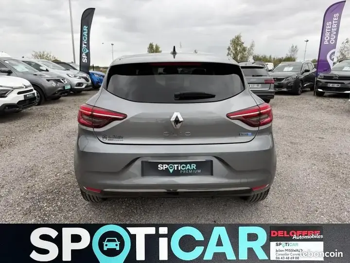 Renault Clio 2023 photo 3