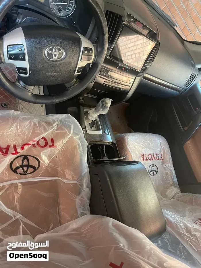 Toyota Land Cruiser 2014 photo 4
