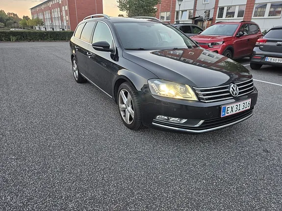 Volkswagen Passat 2014 photo 2