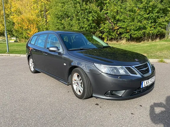 Saab 9-3 2010 photo 3