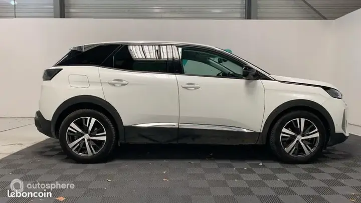Peugeot 3008 2022 photo 4
