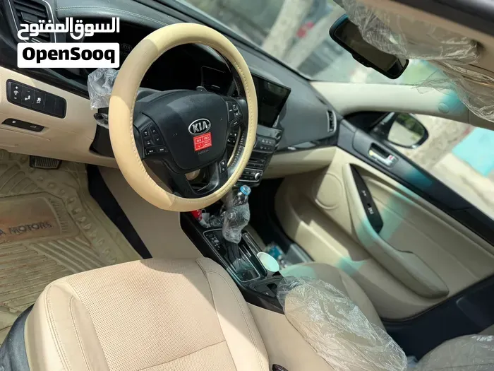 Kia Cadenza 2015 photo 4