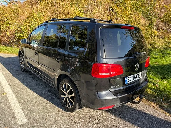 Volkswagen Touran 2015 photo 3