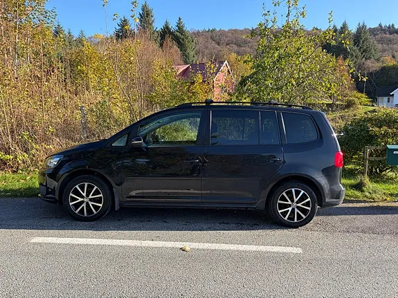 Volkswagen Touran 2015 photo 5