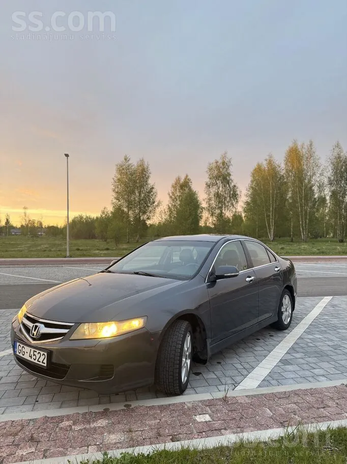 Honda Accord 2006 photo 2
