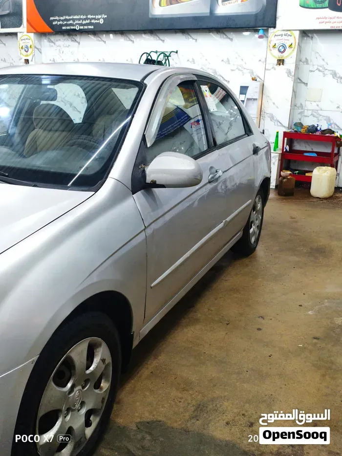 Kia Cerato 2008 photo 4