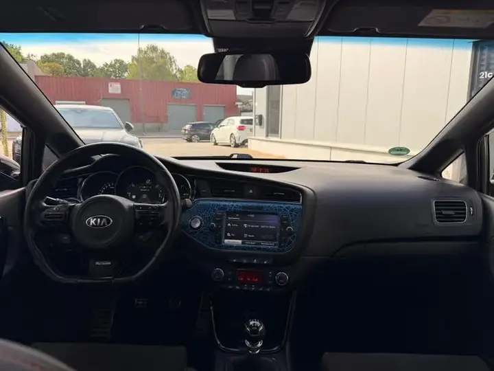 Kia Ceed 2015 photo 3