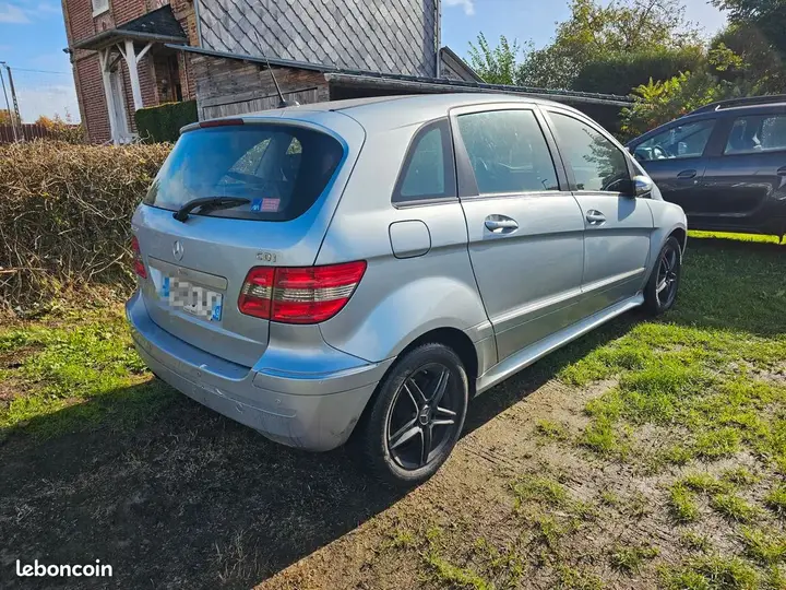 Mercedes-Benz B-Class 2008 photo 3