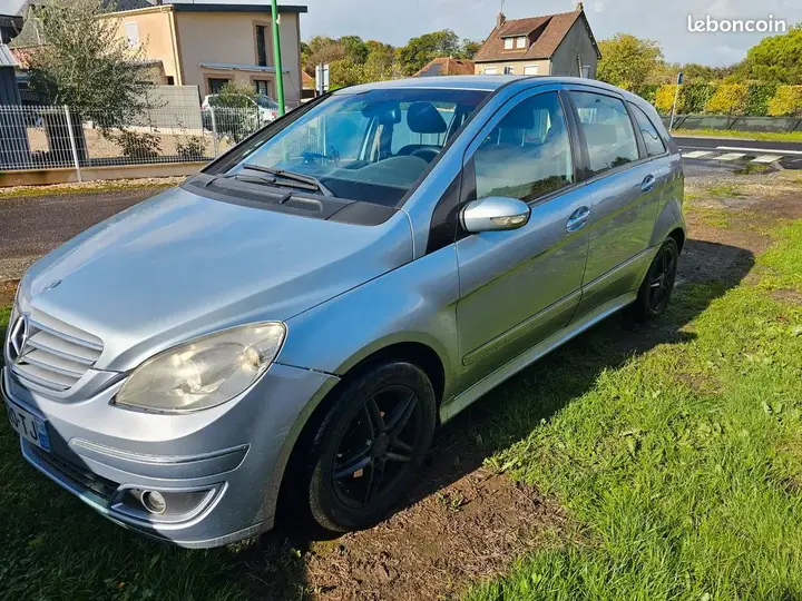 Mercedes-Benz B-Class 2008 photo 2