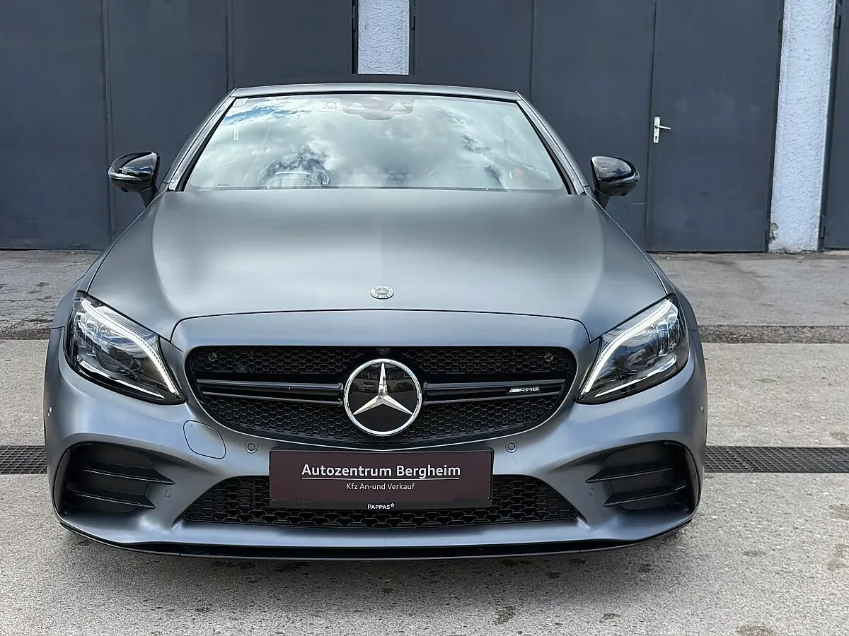 Mercedes-Benz C-Class 2018 photo 2