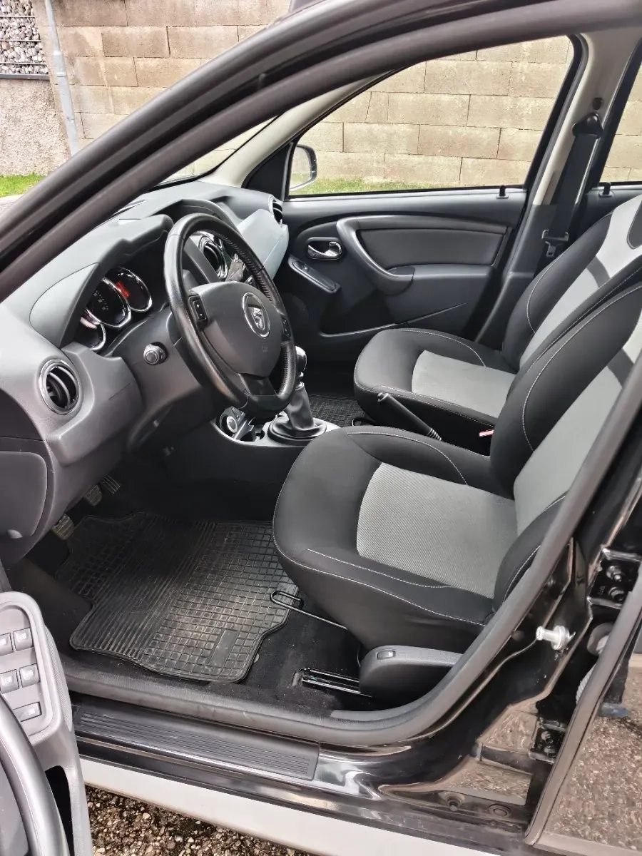 Dacia Duster 2017 photo 3
