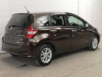 Nissan Note 2017 photo 3