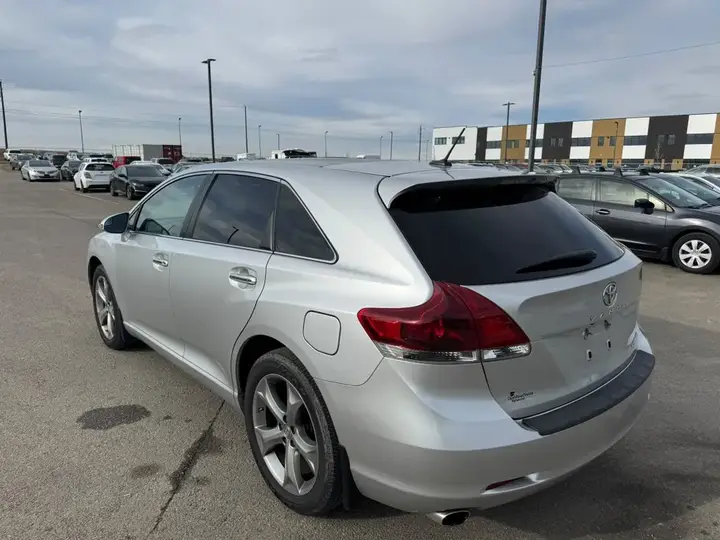 Toyota Venza 2014 photo 4