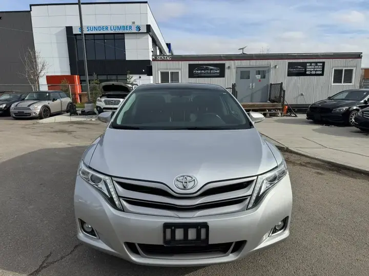 Toyota Venza 2014 photo 2