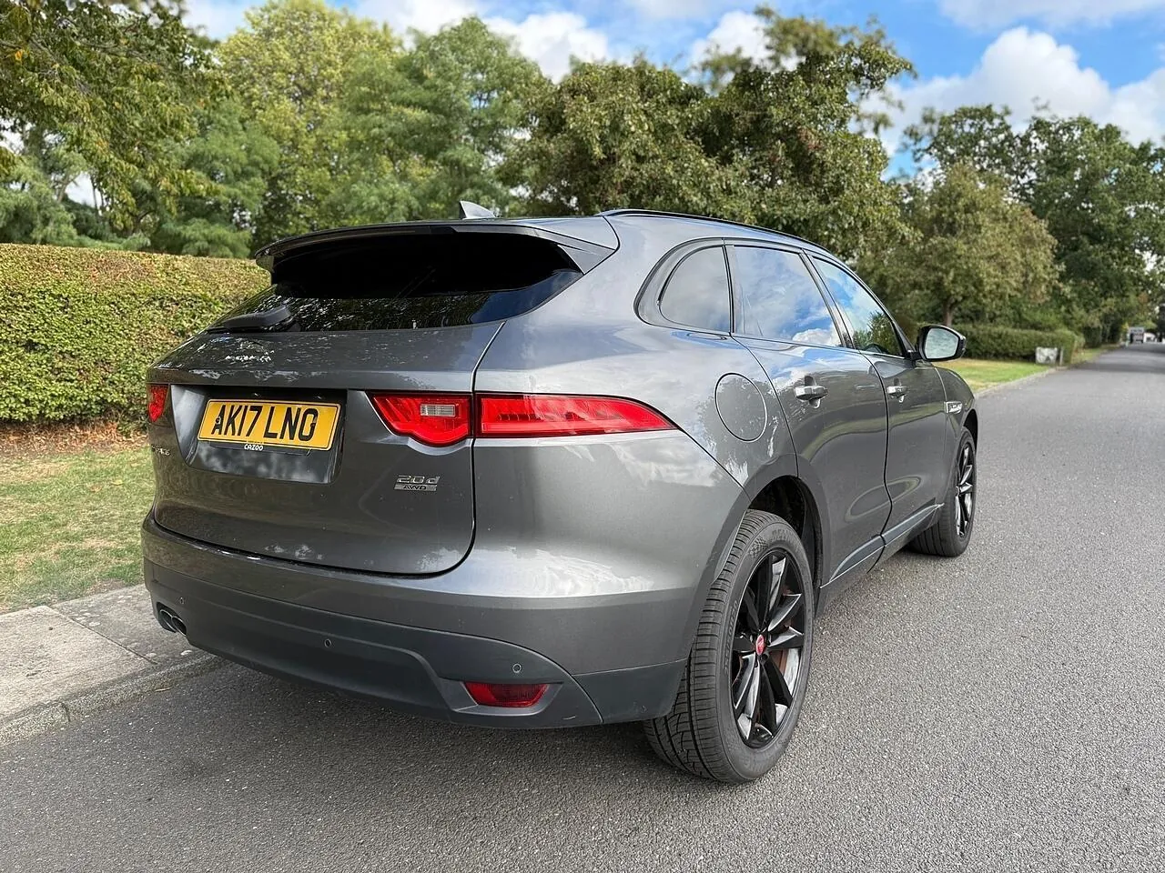 Jaguar F-Pace 2017 photo 4