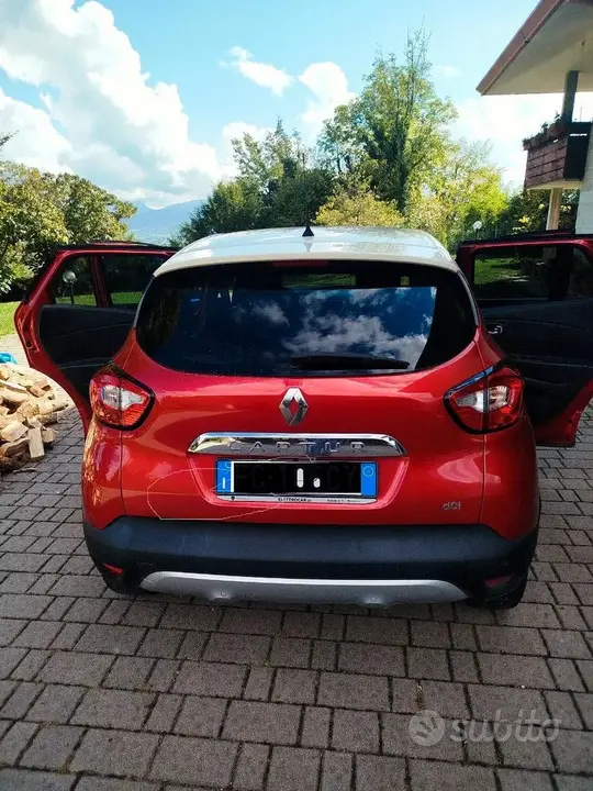 Renault Captur 2016 photo 2