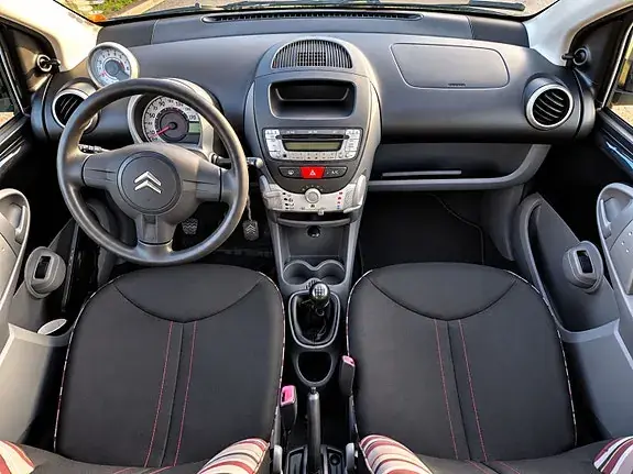 Citroen C1 2010 photo 5