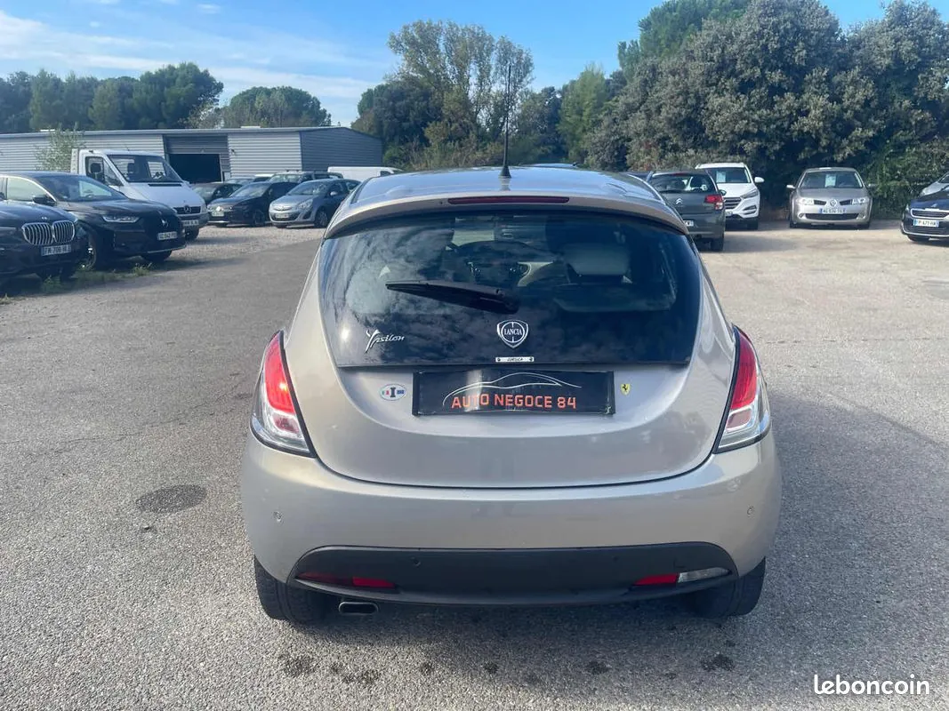 Lancia Ypsilon 2016 photo 5