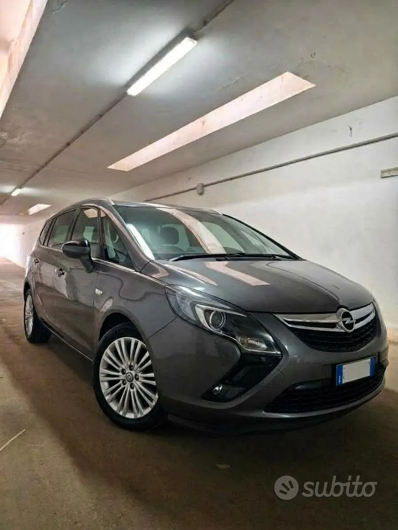 Opel Zafira 2016 photo 2