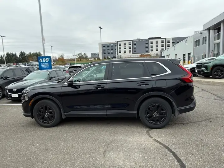 Honda Cr-V 2023 photo 2