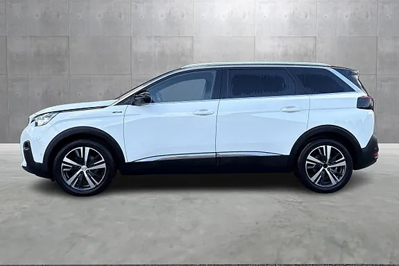 Peugeot 5008 2018 photo 2