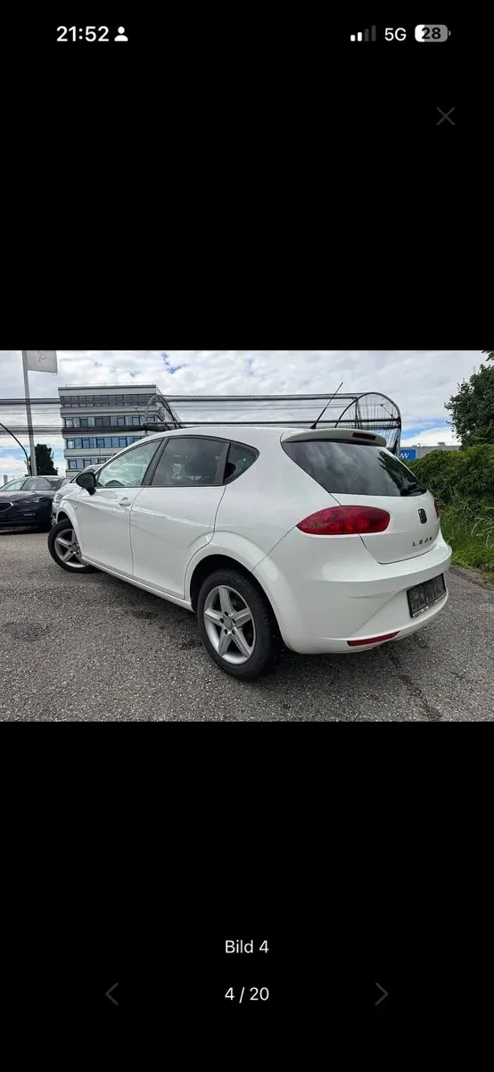 Seat Leon 2010 photo 3
