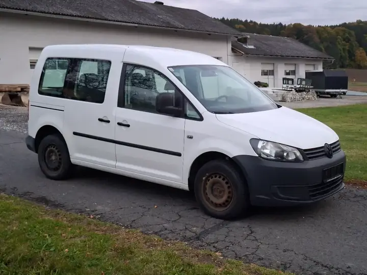Volkswagen Caddy 2013 photo 2