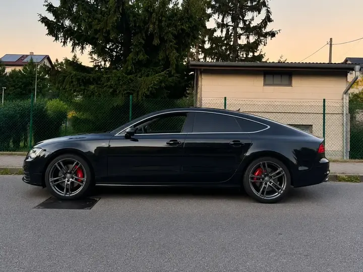 Audi A7 2012 photo 3