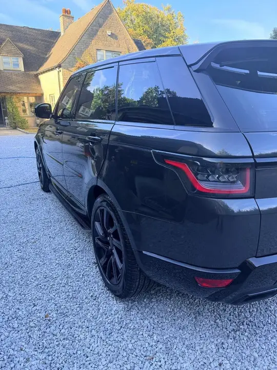 Land Rover Range Rover Sport 2018 photo 4